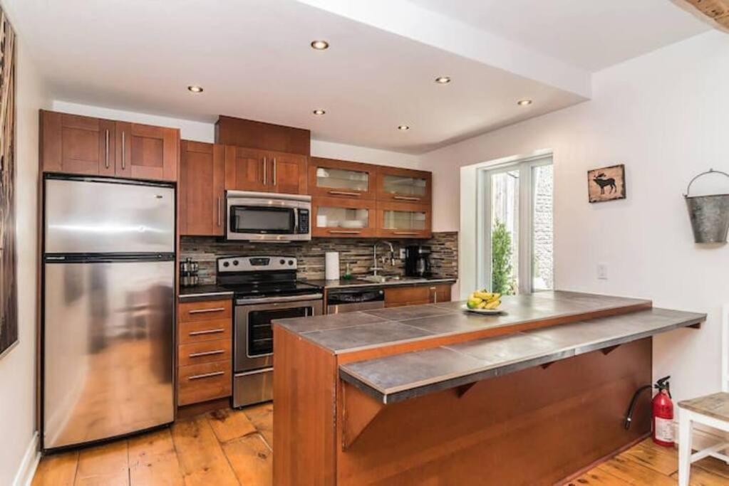 North House - Mtl Artist Loft - Champs Apartment Монреал Екстериор снимка