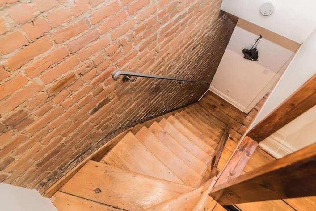 North House - Mtl Artist Loft - Champs Apartment Монреал Екстериор снимка