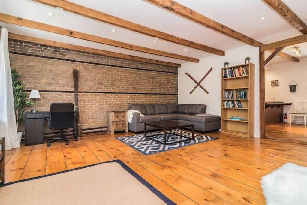 North House - Mtl Artist Loft - Champs Apartment Монреал Екстериор снимка